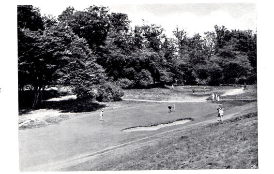 8th Green - East Course - 1920's